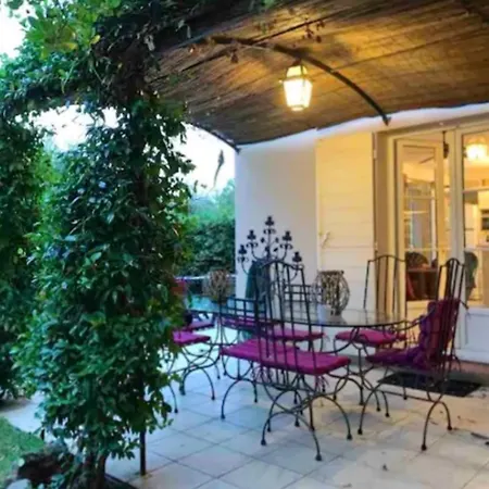 Maison Spacieuse Avec Piscine Partagee A 度假居 *